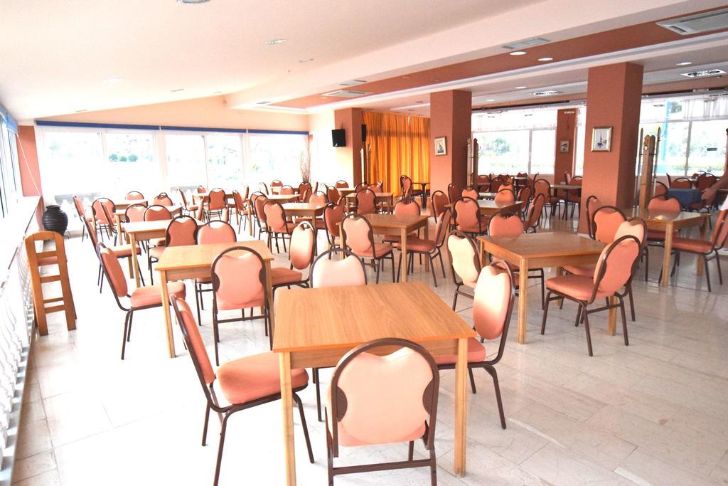 Revis Station Plataria Hotel Exterior foto
