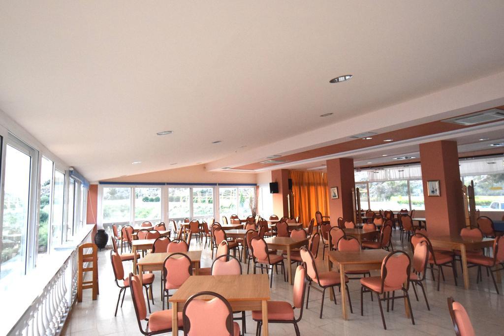 Revis Station Plataria Hotel Exterior foto
